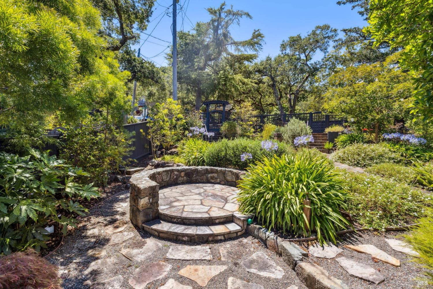 Detail Gallery Image 45 of 50 For 126 Ridge Rd, Fairfax,  CA 94930 - 3 Beds | 2 Baths