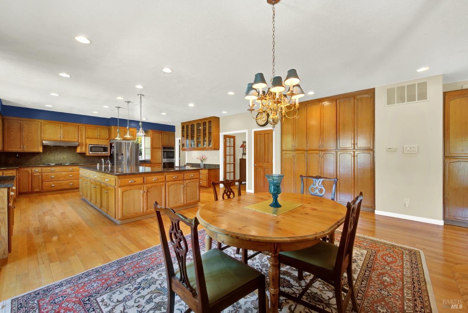 Detail Gallery Image 31 of 71 For 3560 Crownridge Ct, Fairfield,  CA 94534 - 5 Beds | 4 Baths