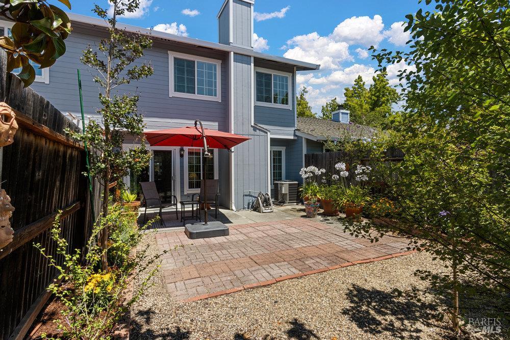 Detail Gallery Image 23 of 33 For 1774 Devonshire Dr, Benicia,  CA 94510 - 3 Beds | 2/1 Baths