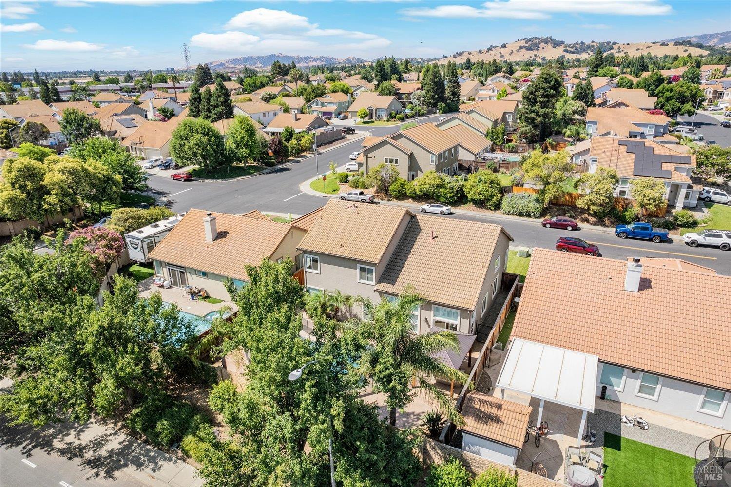 Detail Gallery Image 25 of 27 For 807 Kells Cir, Vacaville,  CA 95688 - 3 Beds | 2/1 Baths