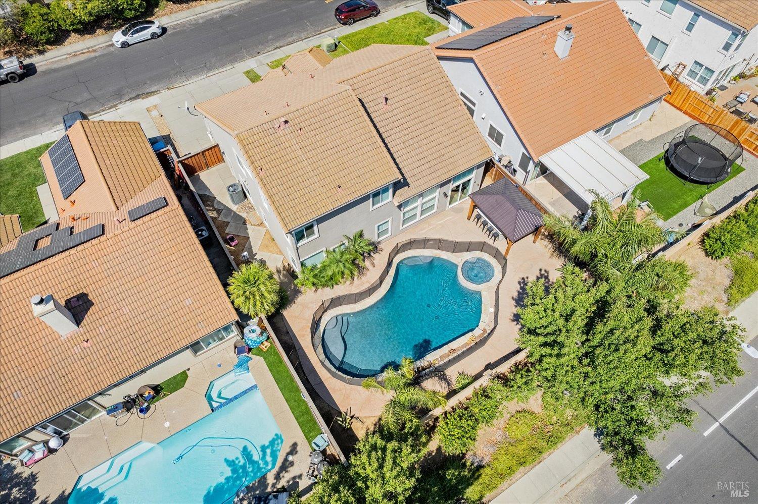 Detail Gallery Image 26 of 27 For 807 Kells Cir, Vacaville,  CA 95688 - 3 Beds | 2/1 Baths