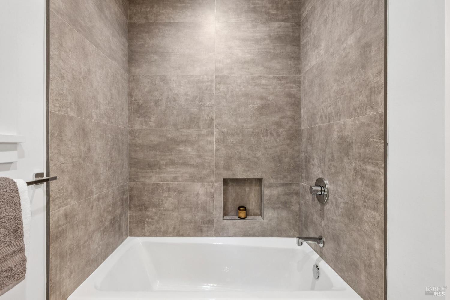 Detail Gallery Image 30 of 50 For 126 Ridge Rd, Fairfax,  CA 94930 - 3 Beds | 2 Baths