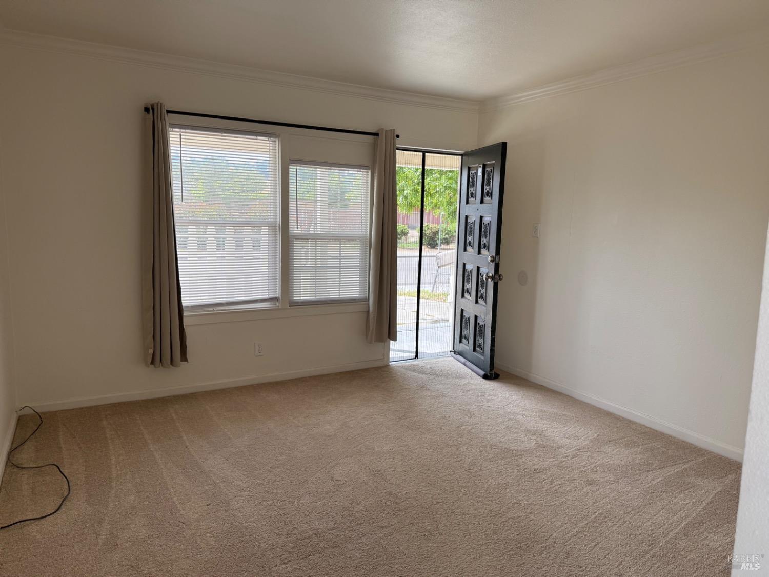 Detail Gallery Image 3 of 14 For 366 Brown St, Vacaville,  CA 95688 - – Beds | – Baths