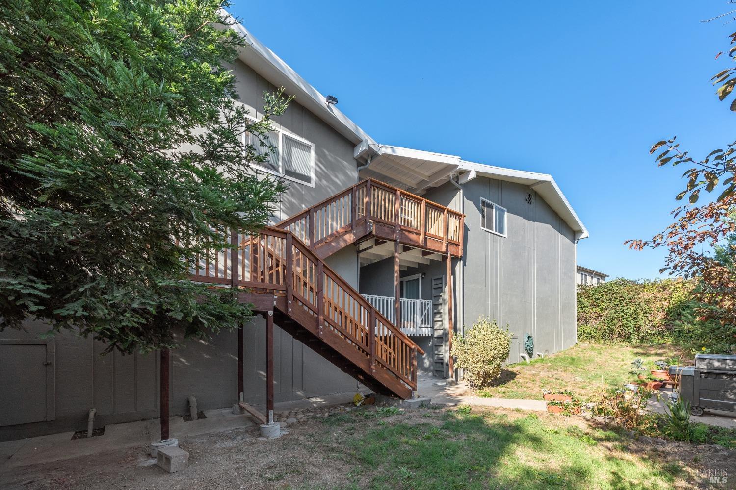 Detail Gallery Image 5 of 10 For 408 Keller St, Petaluma,  CA 94952 - – Beds | – Baths