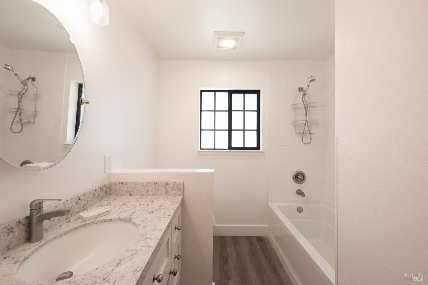 Detail Gallery Image 16 of 36 For 3617 Williams Rd, Santa Rosa,  CA 95404 - 3 Beds | 3 Baths