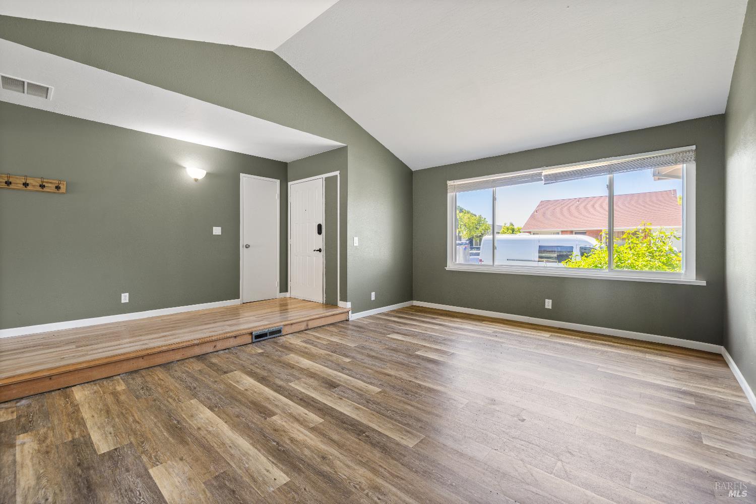 Detail Gallery Image 7 of 73 For 414 Brunswick Dr, Vallejo,  CA 94591 - 3 Beds | 2 Baths