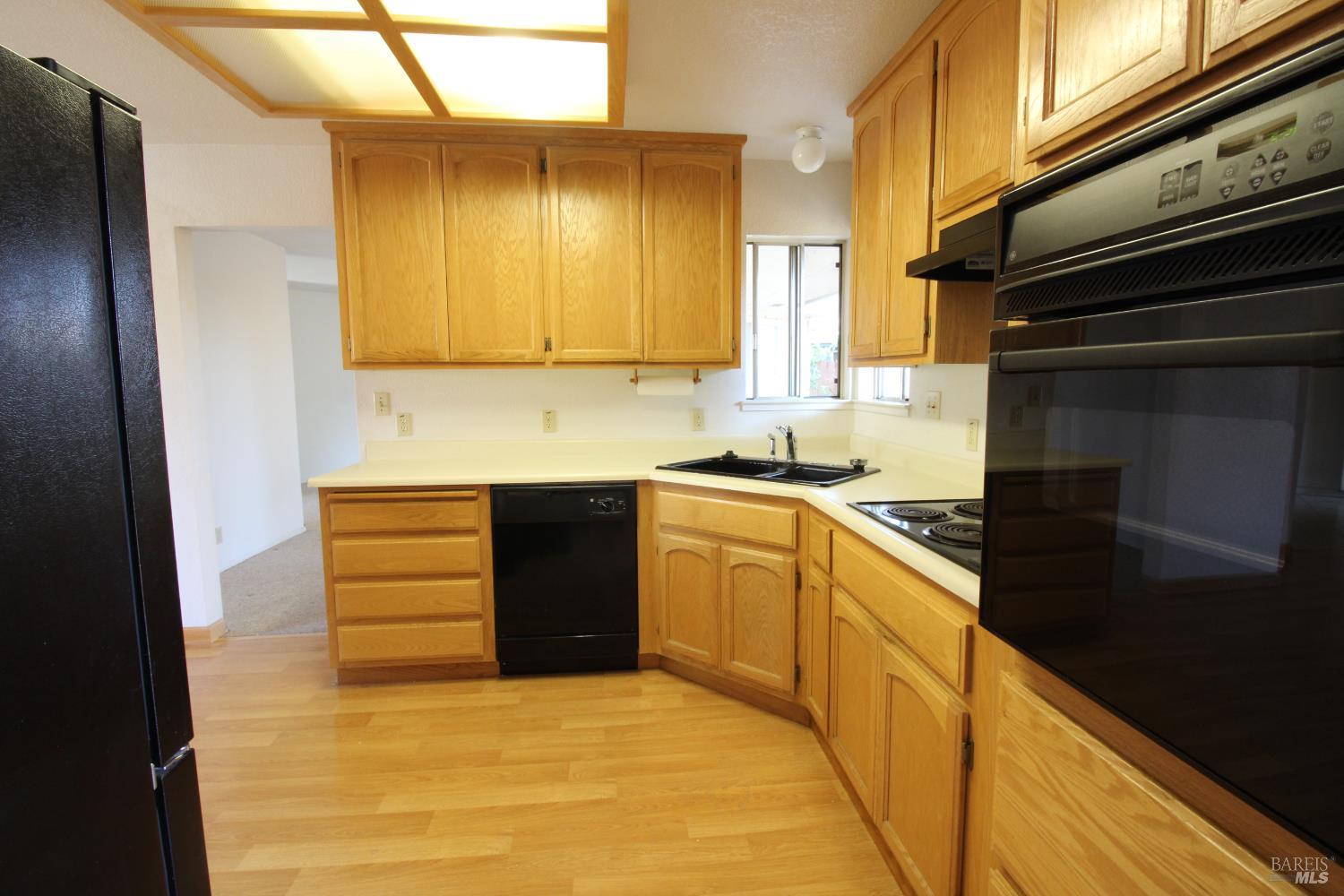 Detail Gallery Image 7 of 48 For 500 Logan St, Rio Vista,  CA 94571 - 3 Beds | 2/1 Baths