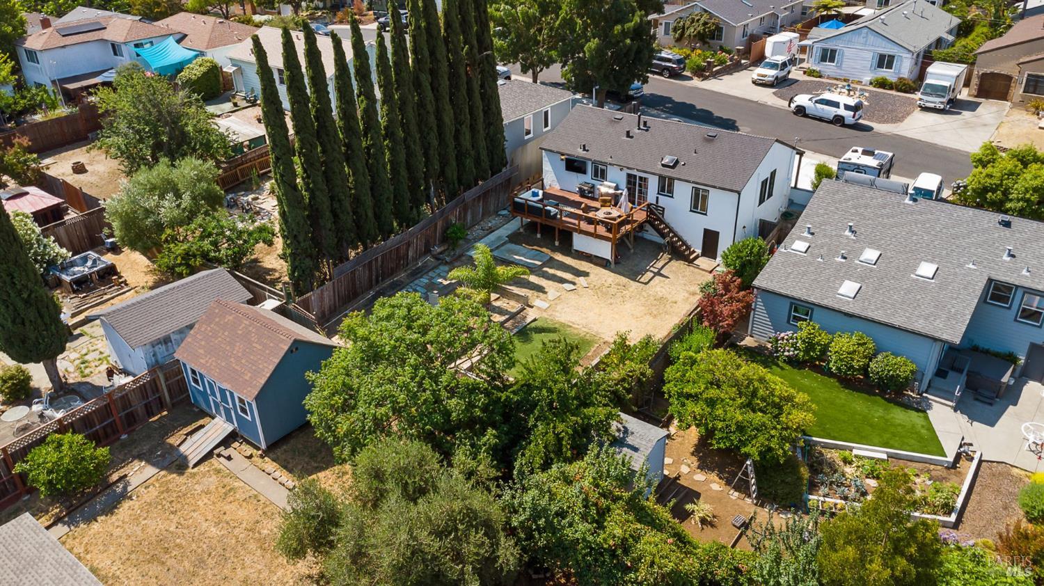Detail Gallery Image 27 of 33 For 43 Linda Vista St, Benicia,  CA 94510 - 2 Beds | 1 Baths