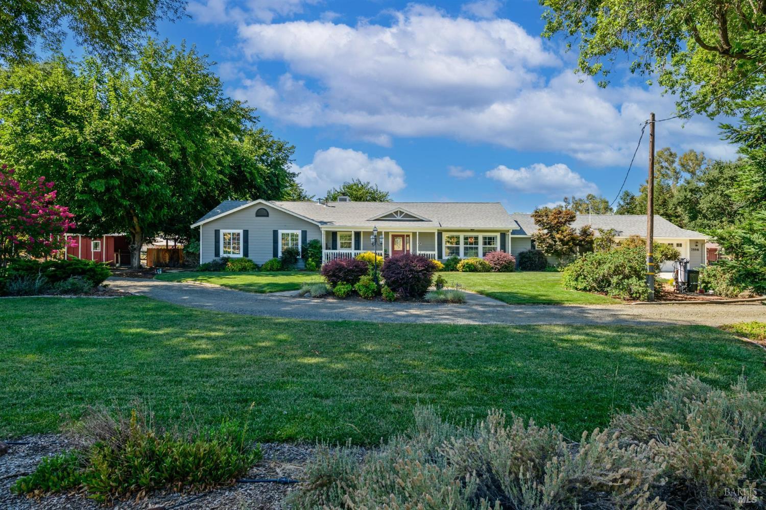 Detail Gallery Image 2 of 117 For 7598 Deer Valley Trl, Vacaville,  CA 95688 - 3 Beds | 2/1 Baths