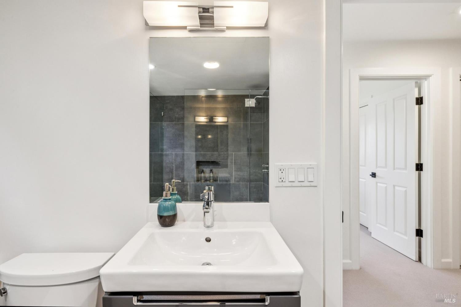 Detail Gallery Image 36 of 50 For 126 Ridge Rd, Fairfax,  CA 94930 - 3 Beds | 2 Baths