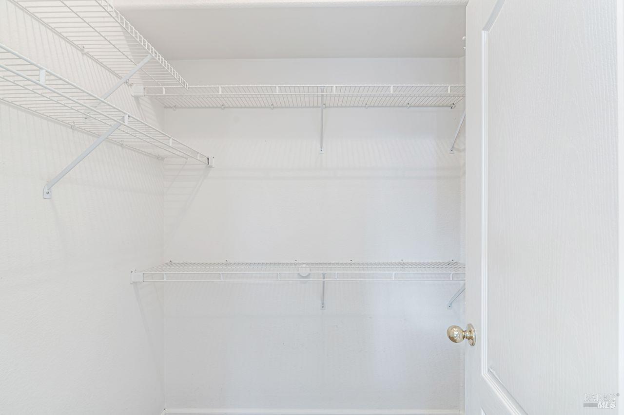 Detail Gallery Image 34 of 43 For 1705 Andover Way, Petaluma,  CA 94954 - 4 Beds | 2 Baths