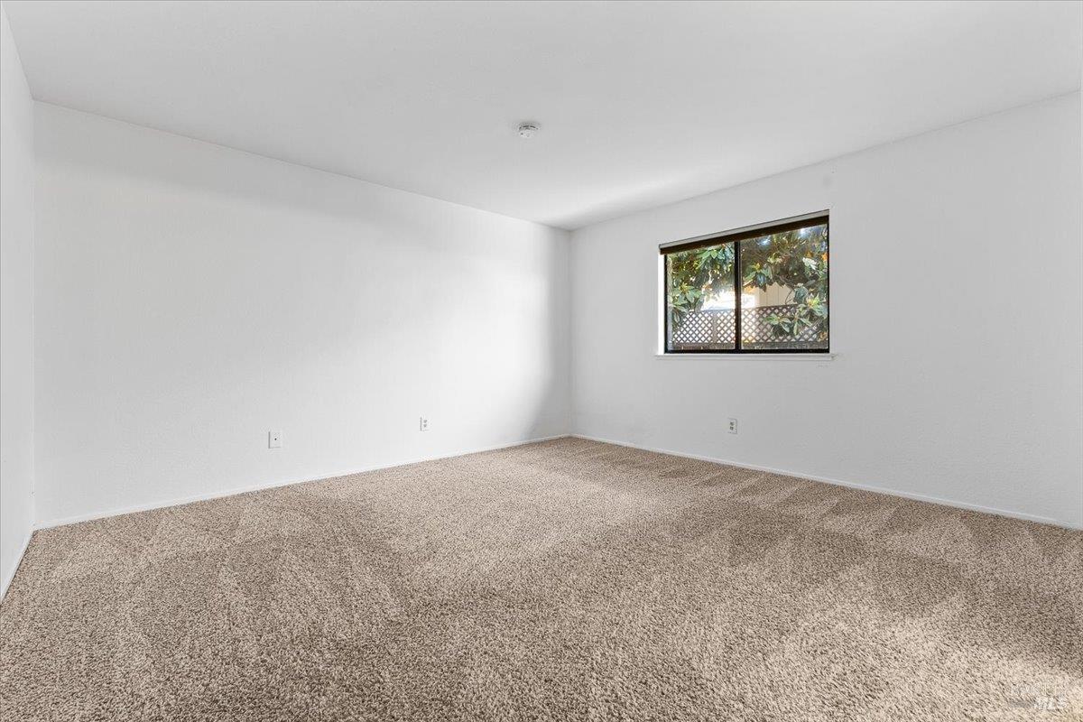 Detail Gallery Image 17 of 21 For 812 Quail Ct, Healdsburg,  CA 95448 - 2 Beds | 2 Baths