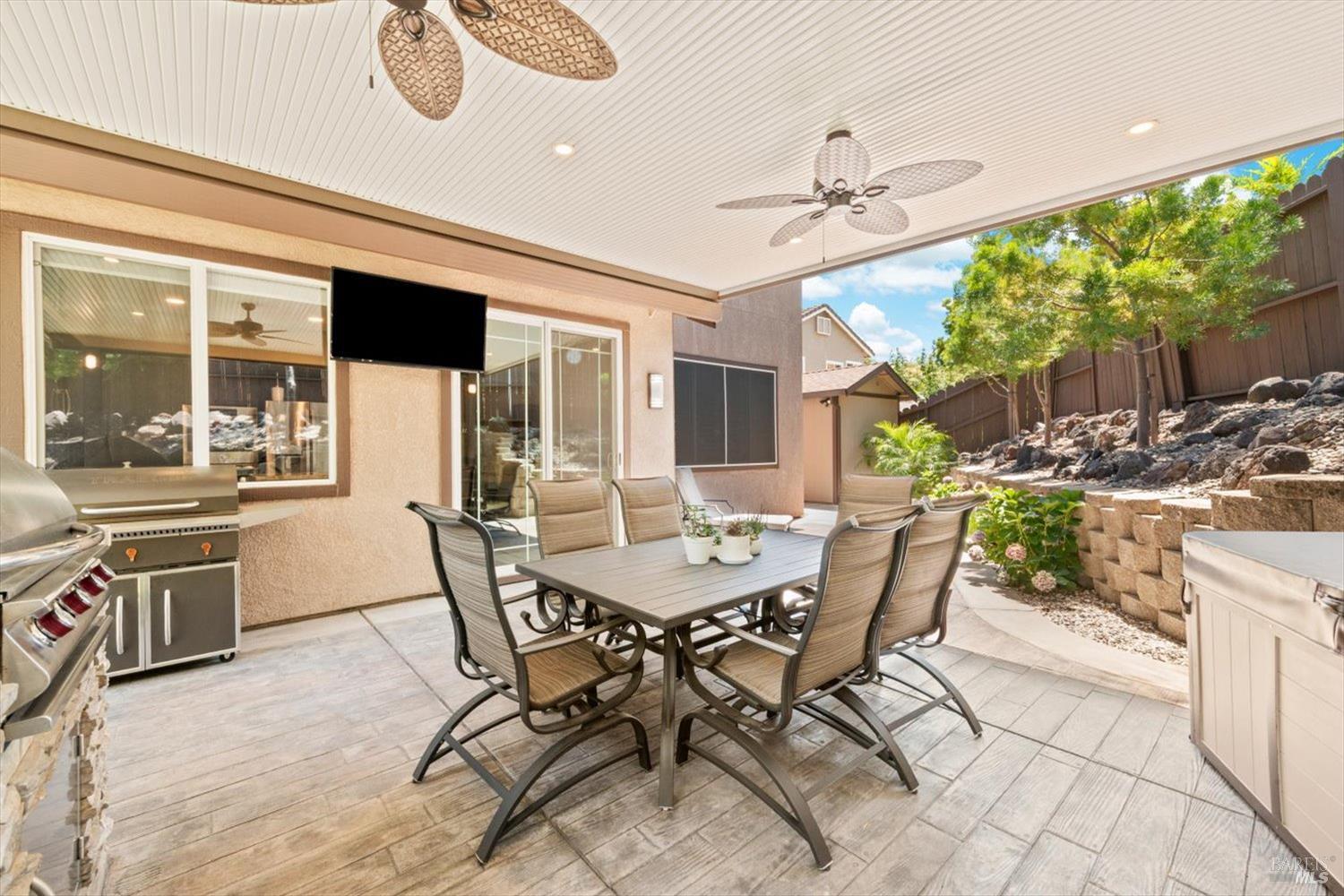 Detail Gallery Image 70 of 96 For 3305 Hillridge Ct, Fairfield,  CA 94534 - 4 Beds | 3 Baths