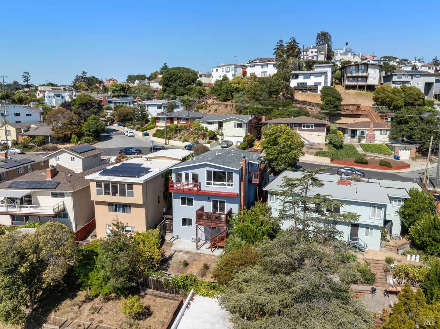 Detail Gallery Image 69 of 74 For 2437 Edwards Ave, El Cerrito,  CA 94530 - 6 Beds | 3/1 Baths