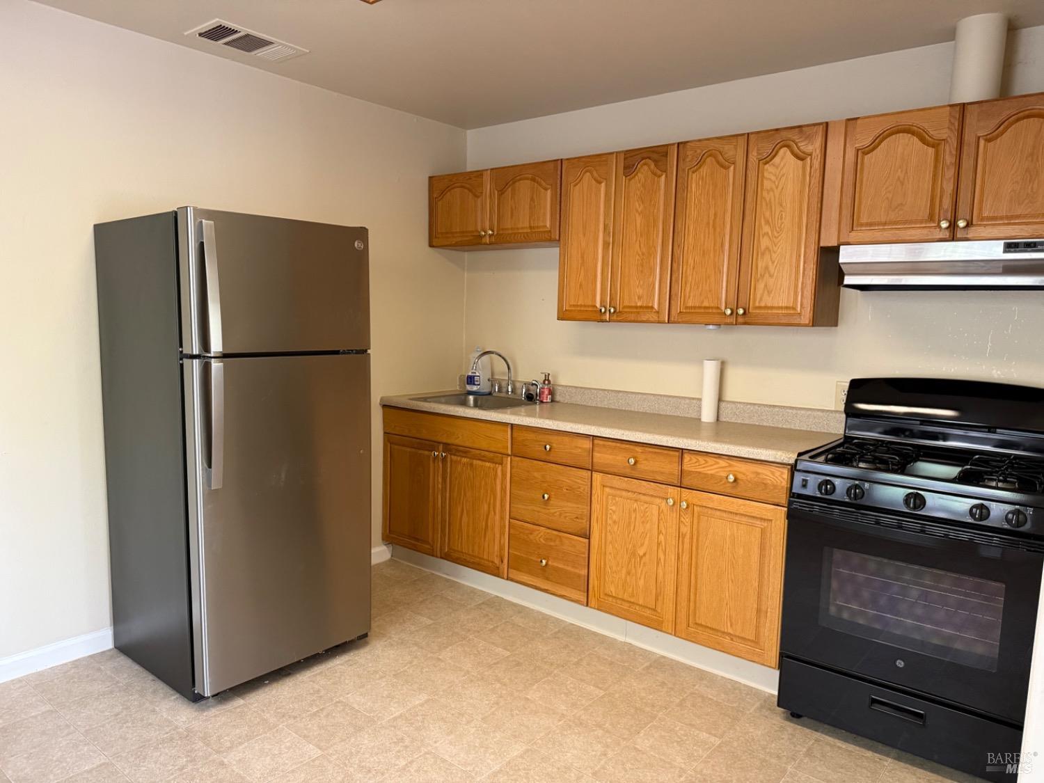 Detail Gallery Image 13 of 14 For 366 Brown St, Vacaville,  CA 95688 - – Beds | – Baths