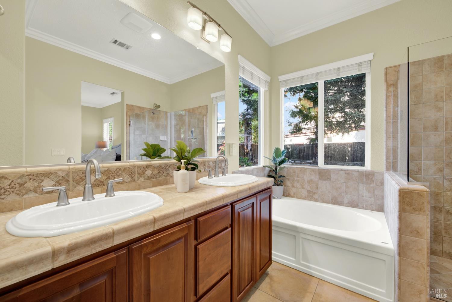 Detail Gallery Image 56 of 77 For 949 Lancaster St, Vacaville,  CA 95687 - 4 Beds | 2 Baths