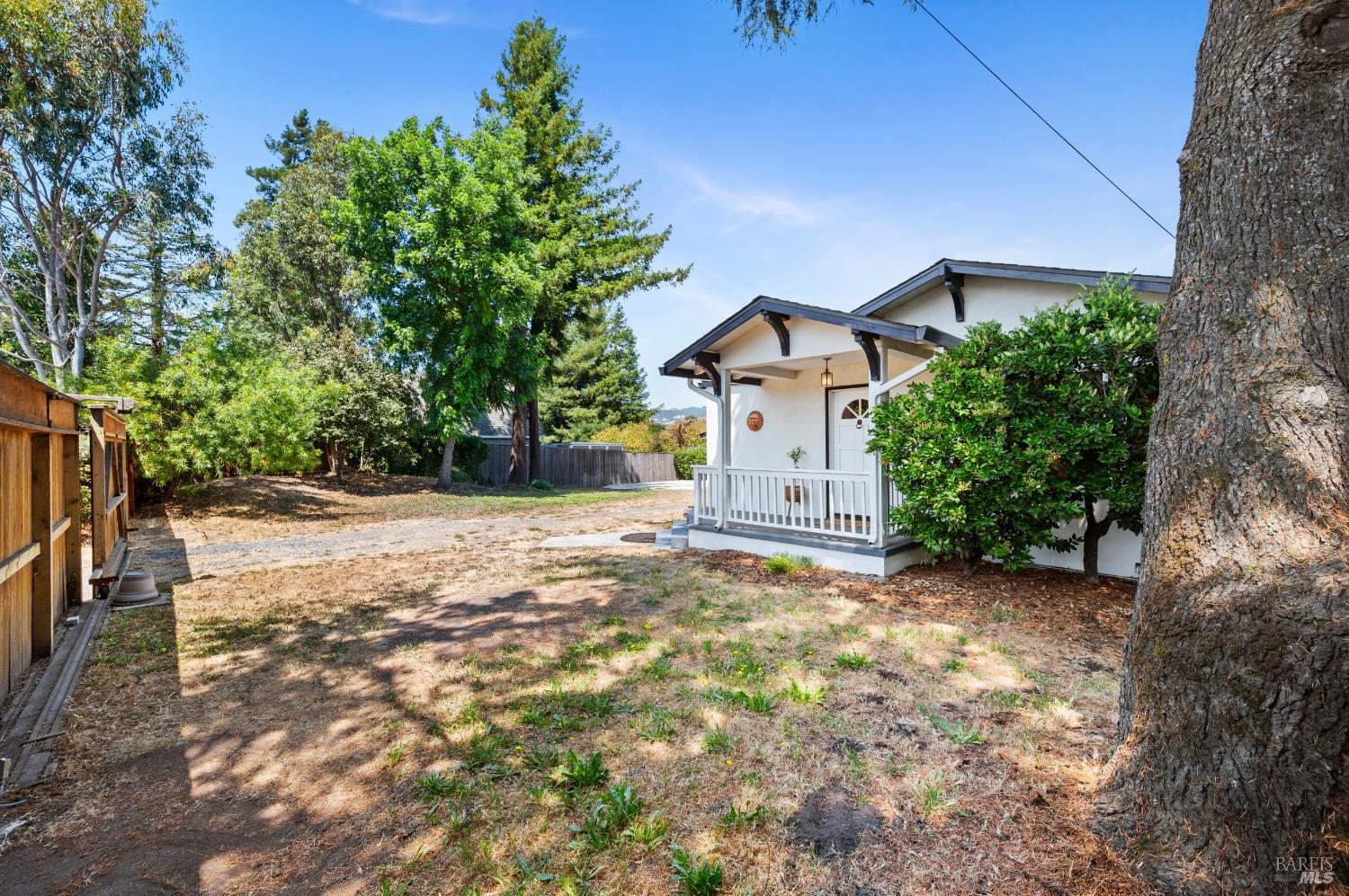 Detail Gallery Image 58 of 66 For 5740 Old Redwood Hwy, Penngrove,  CA 94951 - 3 Beds | 3 Baths