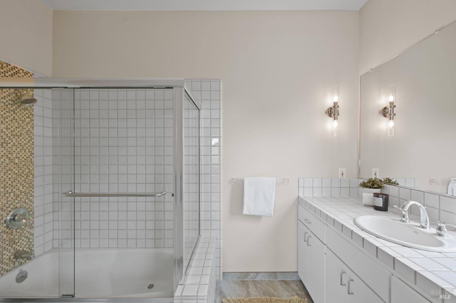 Detail Gallery Image 28 of 48 For 2547 Lewis Dr, Sebastopol,  CA 95472 - 3 Beds | 3 Baths