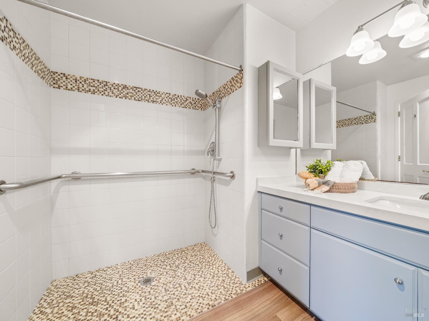 Detail Gallery Image 23 of 37 For 100 Thorndale Dr #326,  San Rafael,  CA 94903 - 2 Beds | 2 Baths