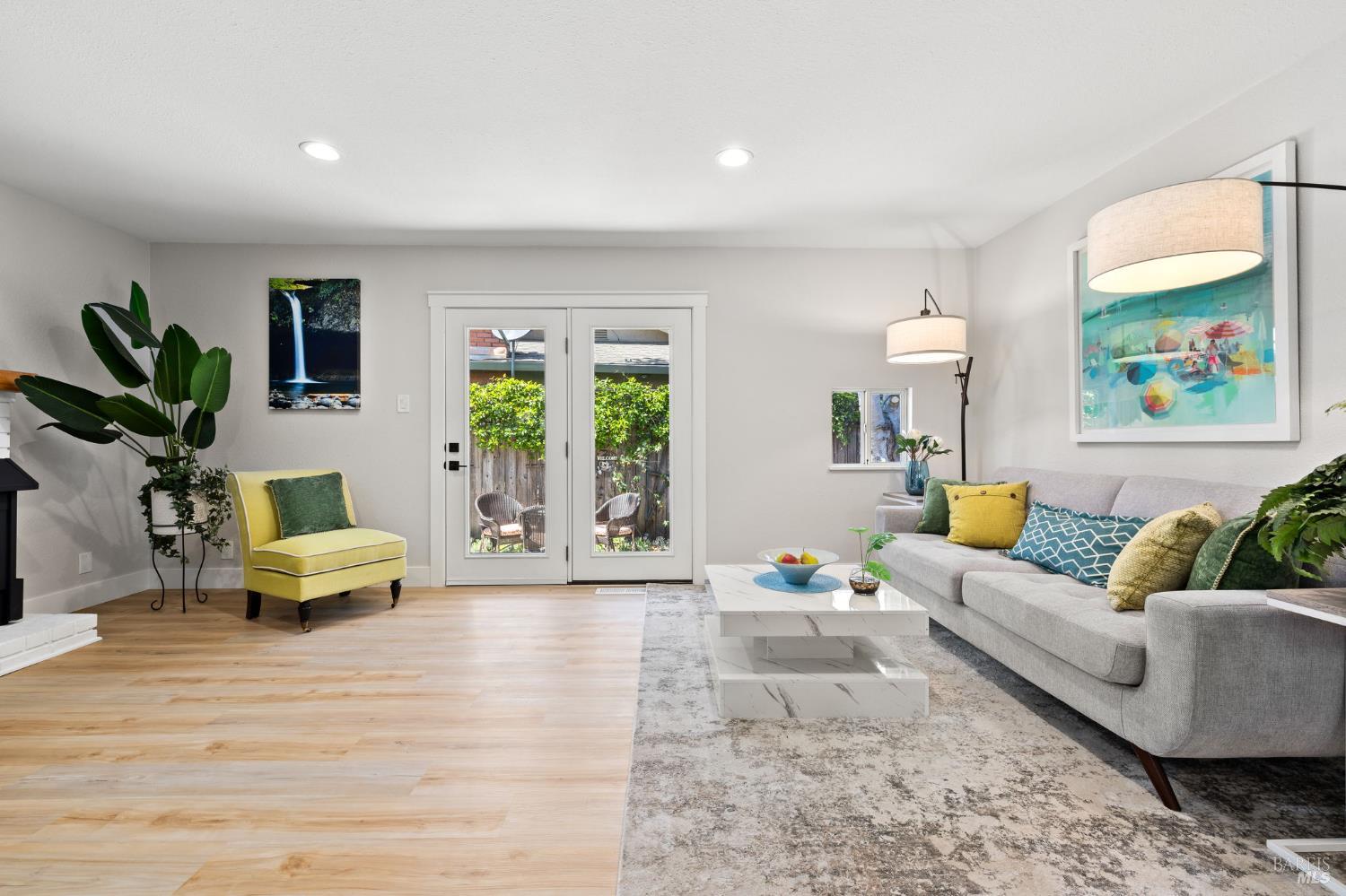 Detail Gallery Image 31 of 54 For 7449 Adrian Dr, Rohnert Park,  CA 94928 - 3 Beds | 2 Baths