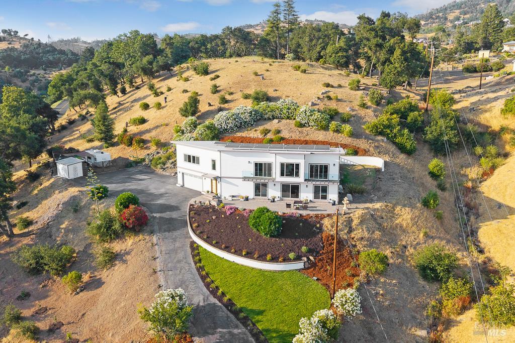 Detail Gallery Image 14 of 75 For 5560 Crystal Dr, Santa Rosa,  CA 95404 - 3 Beds | 2/1 Baths