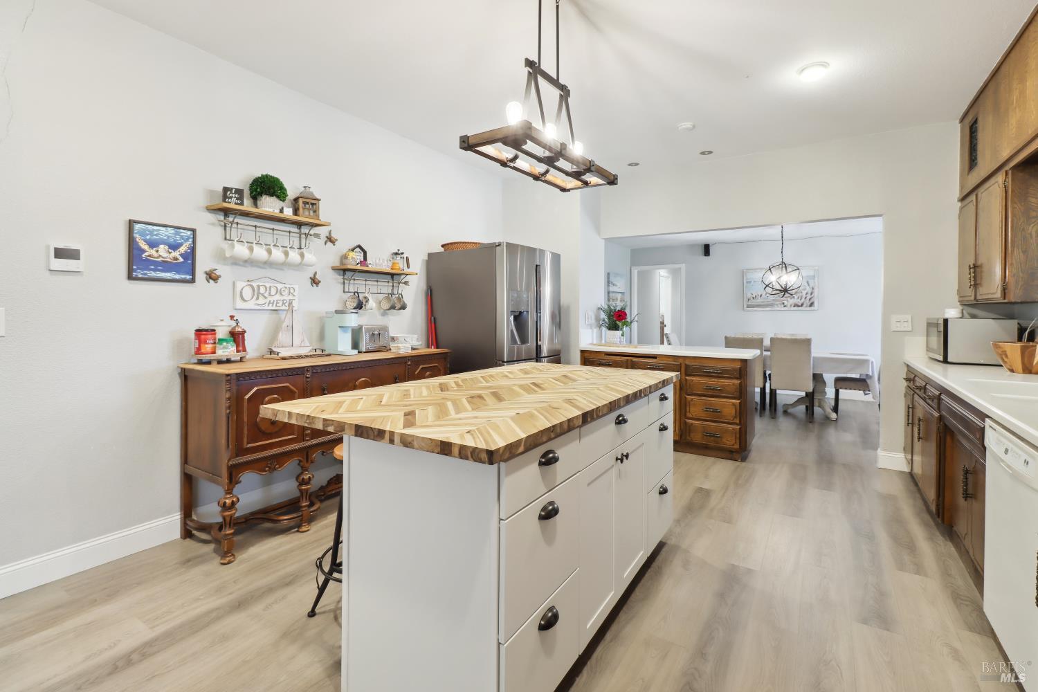 Detail Gallery Image 10 of 99 For 9192 Boyce Rd, Winters,  CA 95694 - 3 Beds | 2 Baths