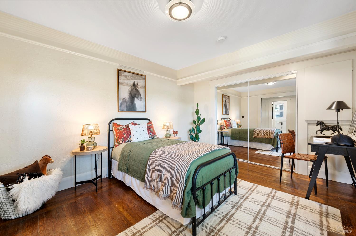 Detail Gallery Image 8 of 66 For 5740 Old Redwood Hwy, Penngrove,  CA 94951 - 3 Beds | 3 Baths