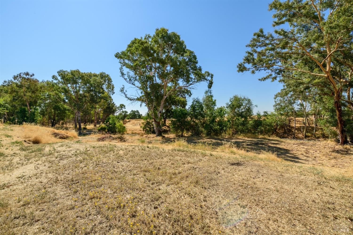 Detail Gallery Image 102 of 117 For 7598 Deer Valley Trl, Vacaville,  CA 95688 - 3 Beds | 2/1 Baths