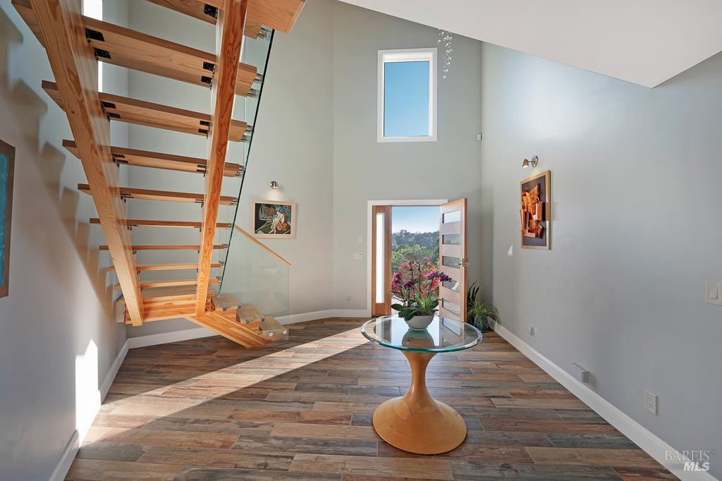 Detail Gallery Image 7 of 75 For 5560 Crystal Dr, Santa Rosa,  CA 95404 - 3 Beds | 2/1 Baths