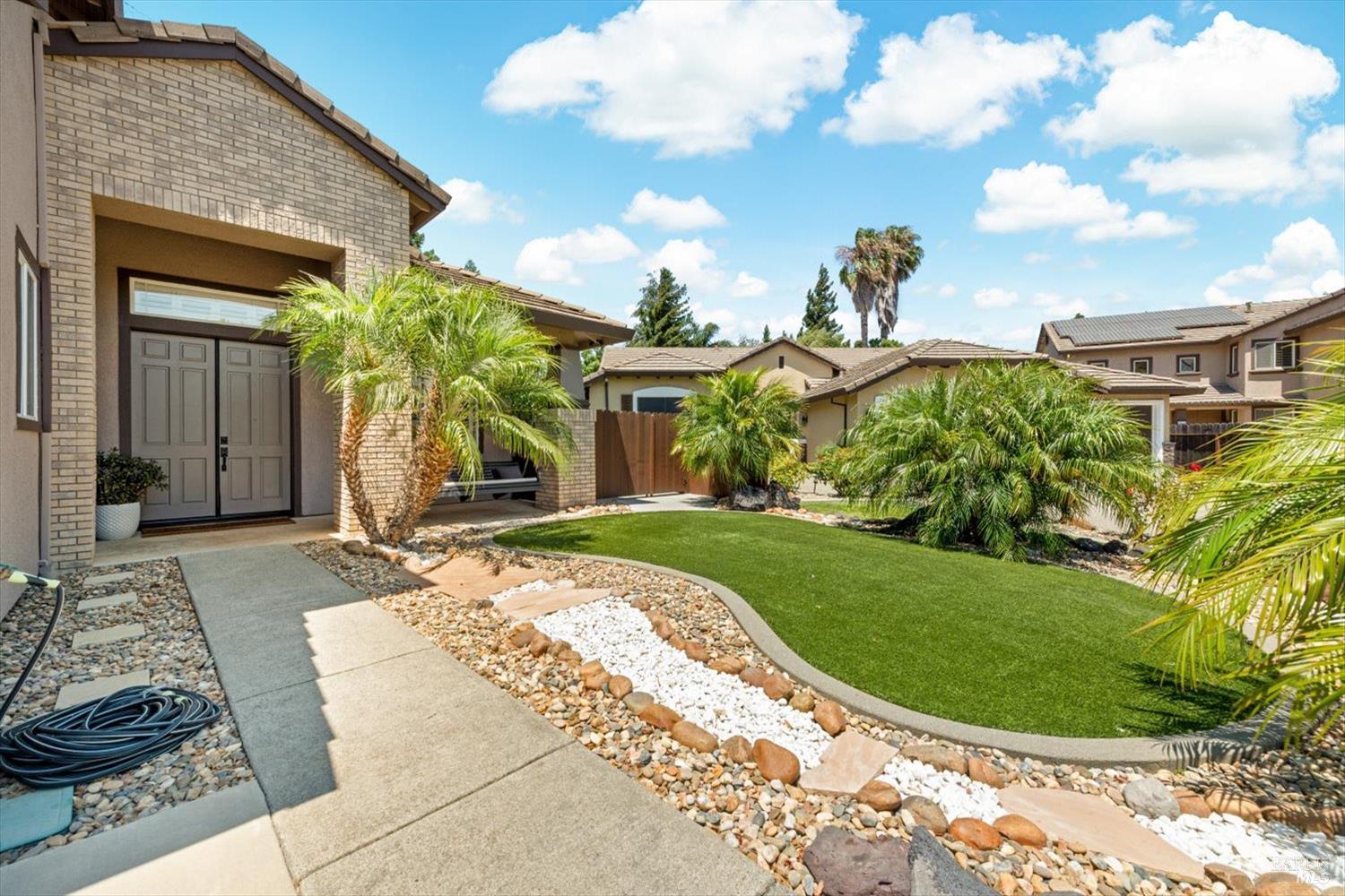 Detail Gallery Image 11 of 96 For 3305 Hillridge Ct, Fairfield,  CA 94534 - 4 Beds | 3 Baths