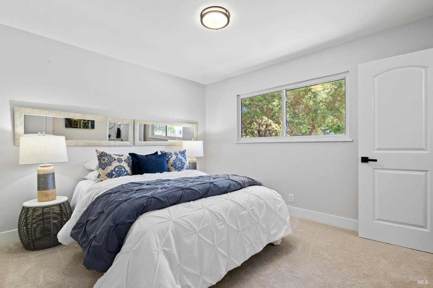 Detail Gallery Image 6 of 54 For 7449 Adrian Dr, Rohnert Park,  CA 94928 - 3 Beds | 2 Baths