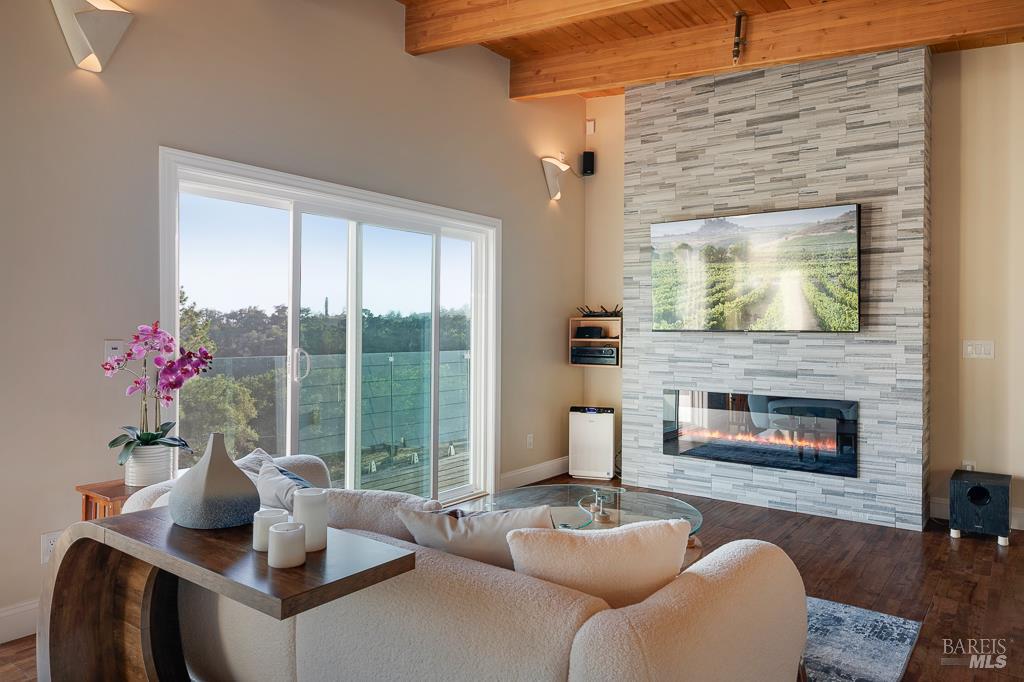 Detail Gallery Image 55 of 75 For 5560 Crystal Dr, Santa Rosa,  CA 95404 - 3 Beds | 2/1 Baths