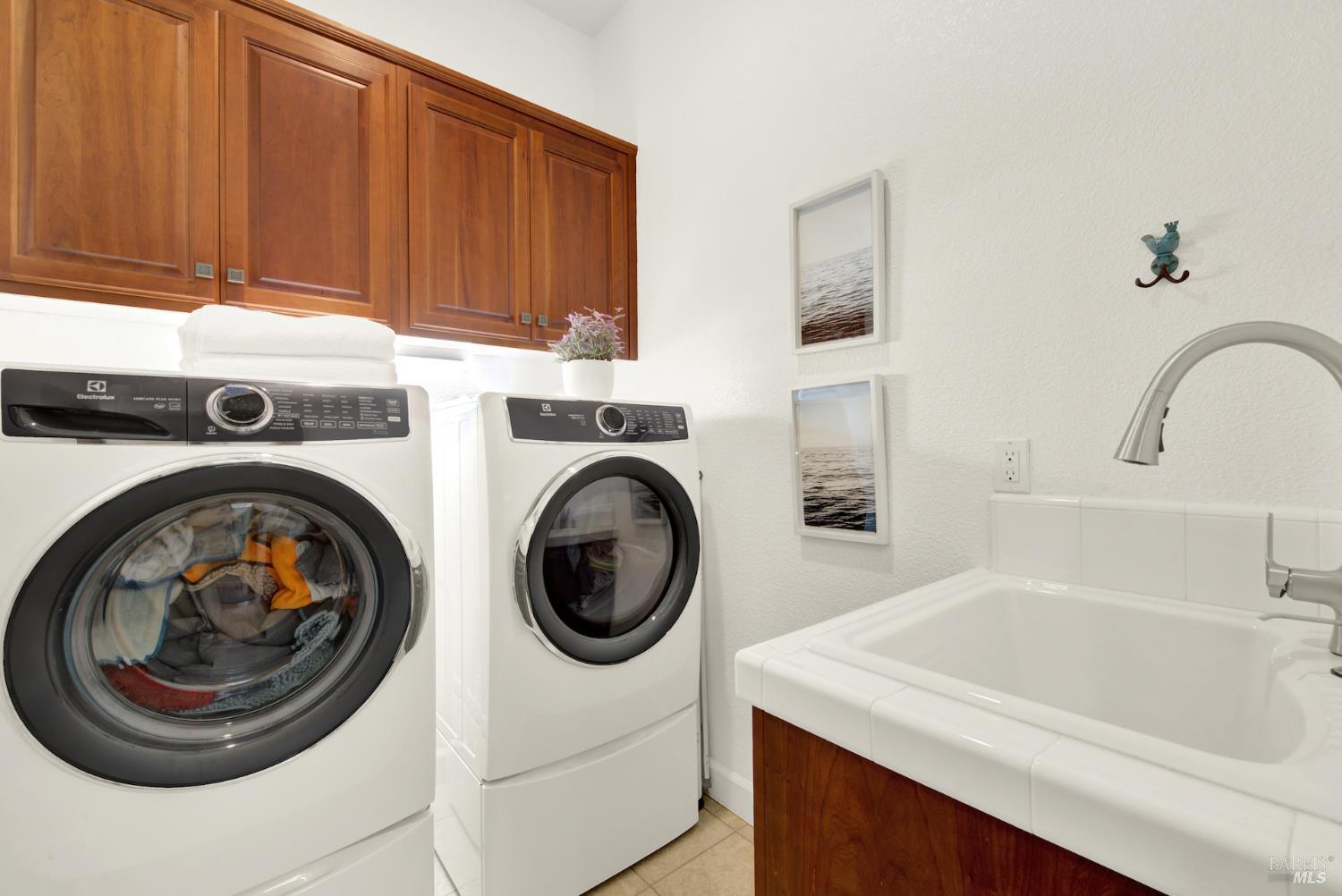 Detail Gallery Image 57 of 77 For 949 Lancaster St, Vacaville,  CA 95687 - 4 Beds | 2 Baths
