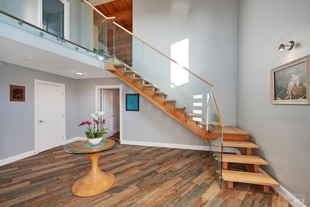 Detail Gallery Image 9 of 75 For 5560 Crystal Dr, Santa Rosa,  CA 95404 - 3 Beds | 2/1 Baths