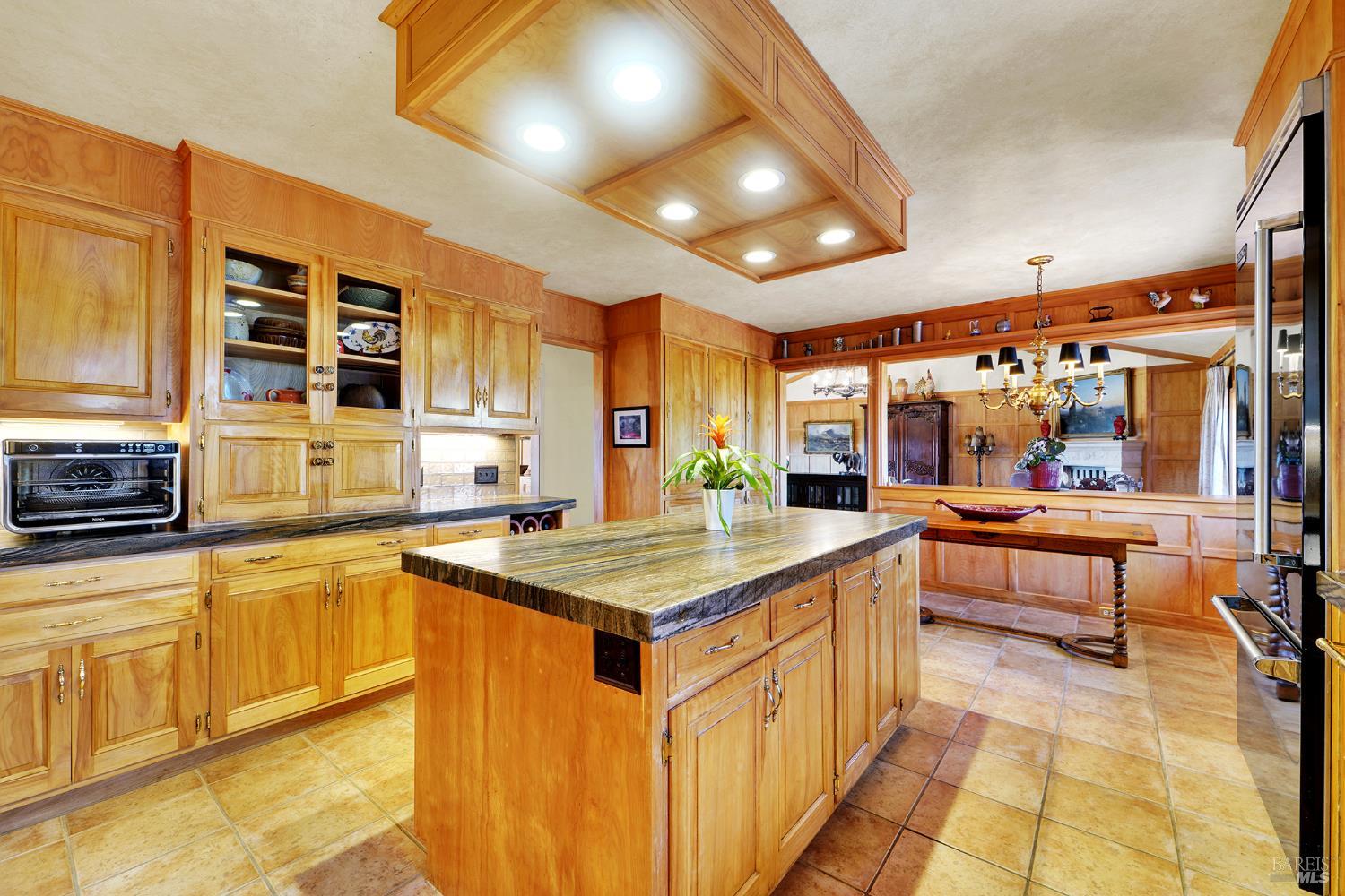 Detail Gallery Image 24 of 52 For 780 Rancho La Boca Rd, Martinez,  CA 94553 - 4 Beds | 2/1 Baths