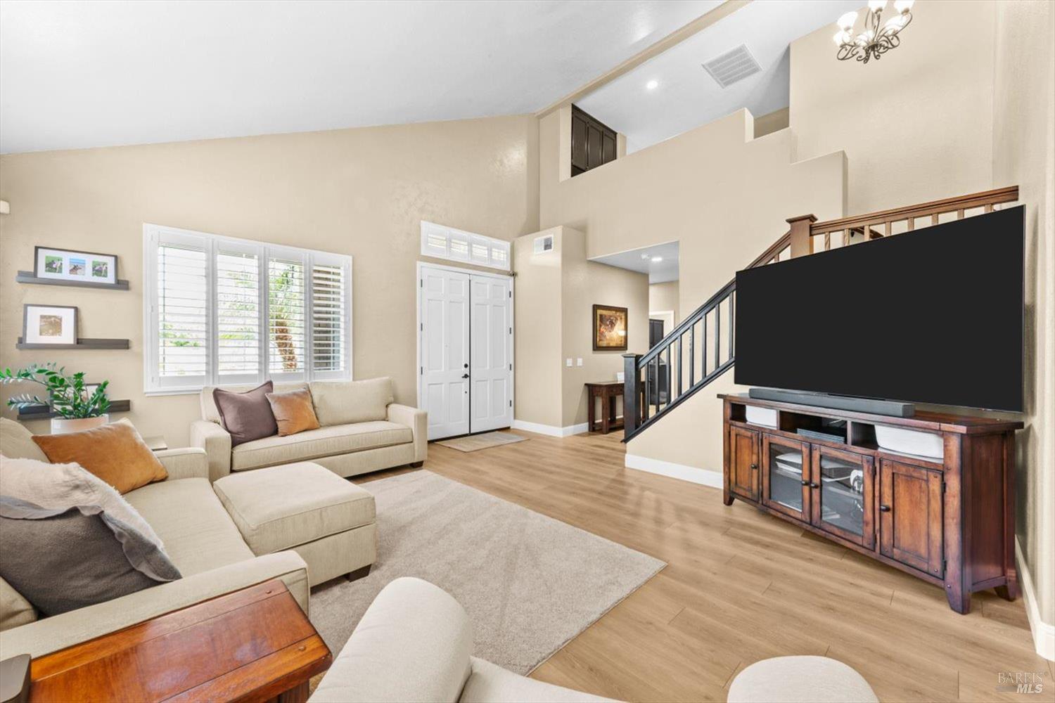Detail Gallery Image 17 of 96 For 3305 Hillridge Ct, Fairfield,  CA 94534 - 4 Beds | 3 Baths