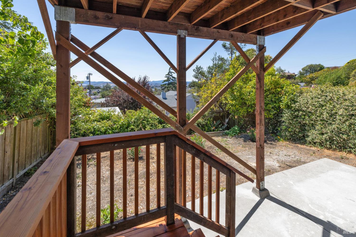 Detail Gallery Image 34 of 74 For 2437 Edwards Ave, El Cerrito,  CA 94530 - 6 Beds | 3/1 Baths