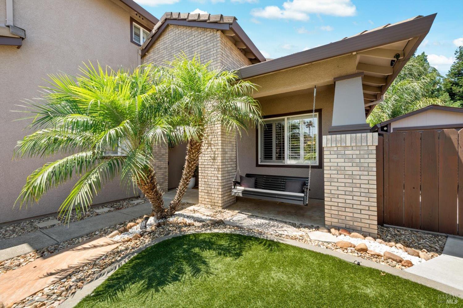 Detail Gallery Image 13 of 96 For 3305 Hillridge Ct, Fairfield,  CA 94534 - 4 Beds | 3 Baths