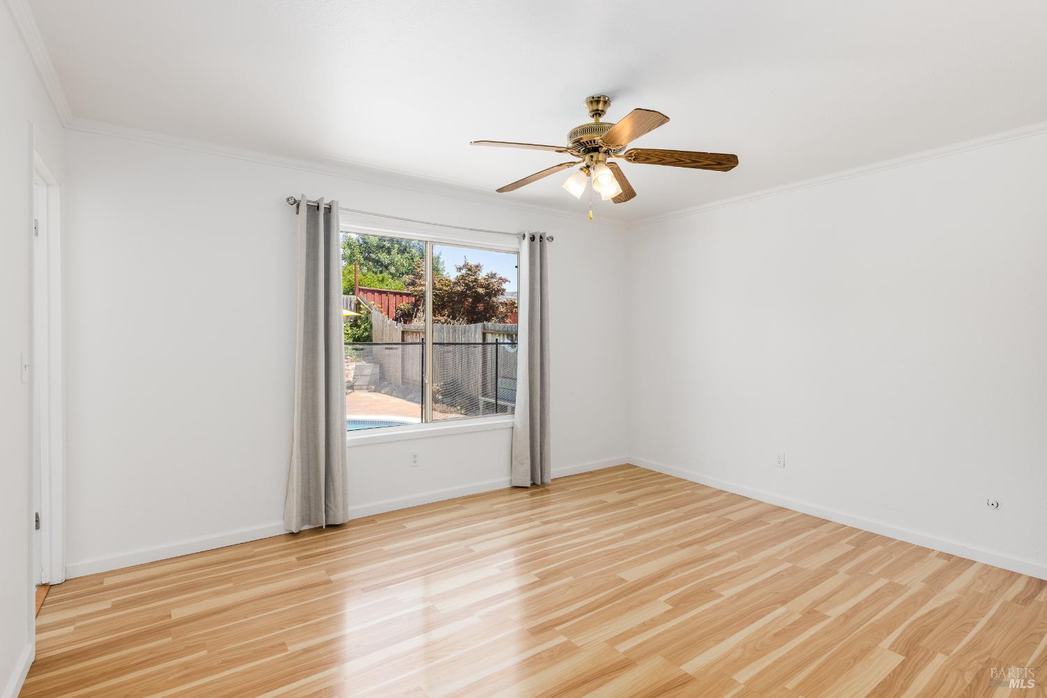 Detail Gallery Image 12 of 19 For 1523 Wimbledon Ct, Santa Rosa,  CA 95401 - 4 Beds | 2 Baths