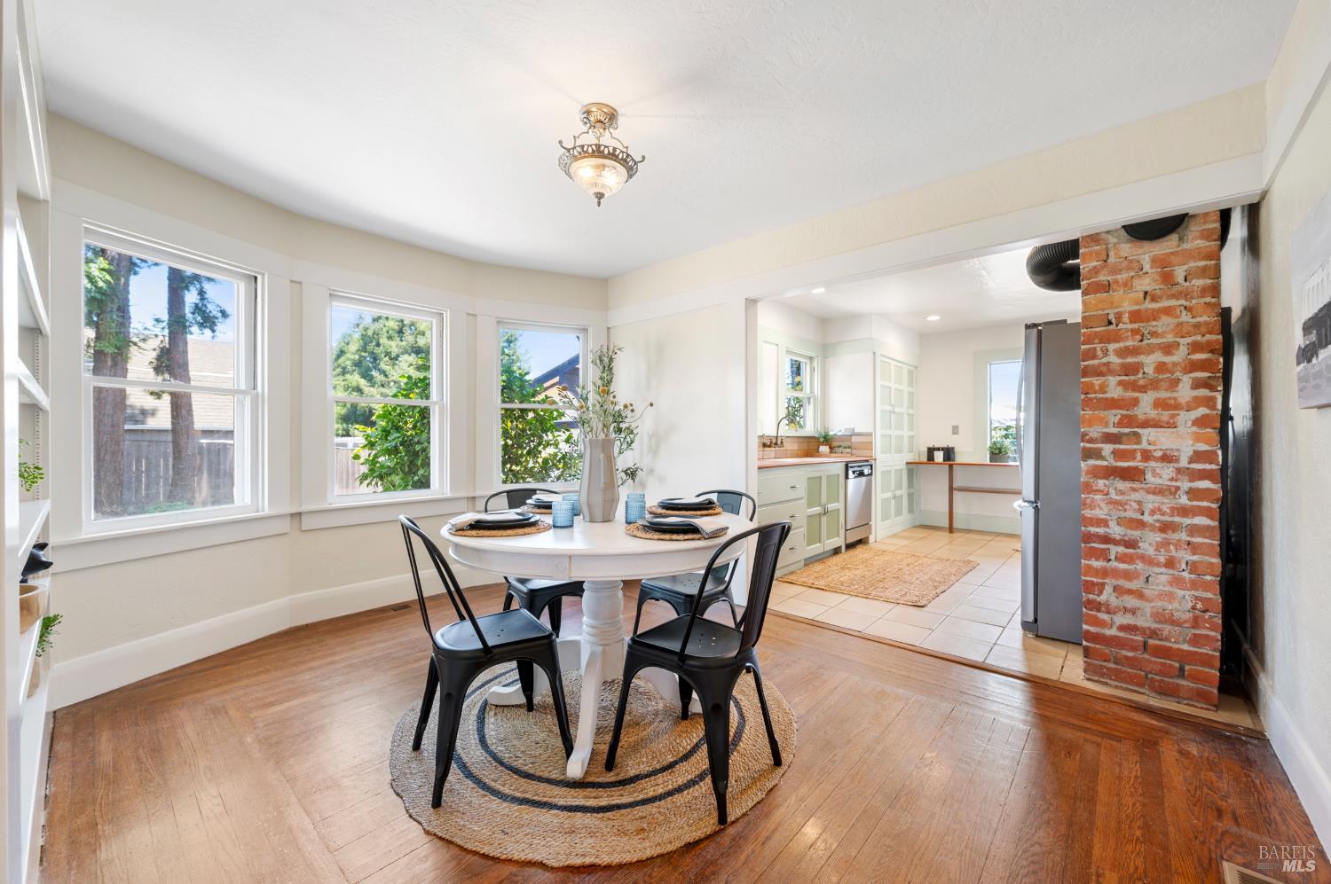 Detail Gallery Image 13 of 66 For 5740 Old Redwood Hwy, Penngrove,  CA 94951 - 3 Beds | 3 Baths