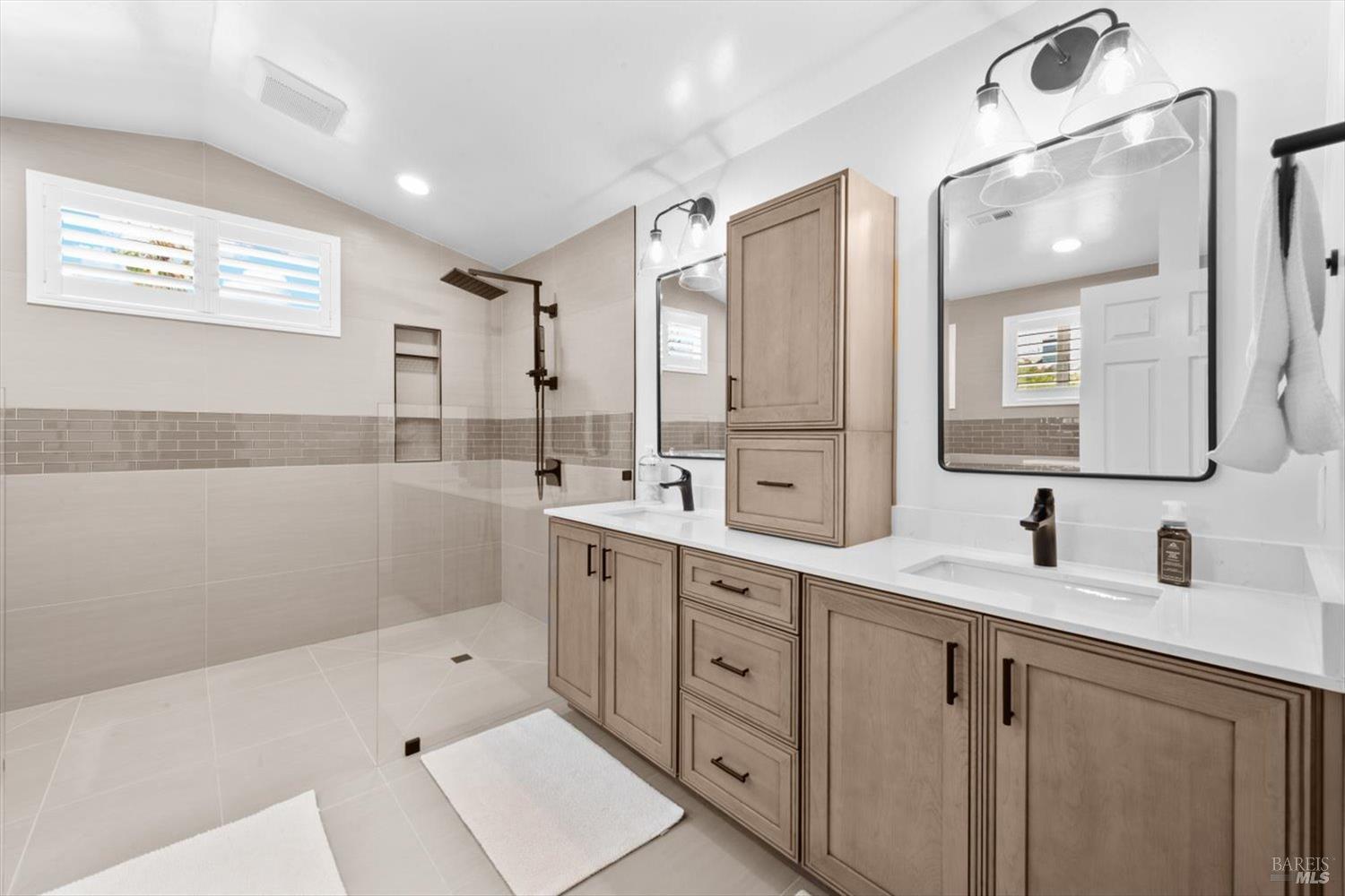 Detail Gallery Image 51 of 96 For 3305 Hillridge Ct, Fairfield,  CA 94534 - 4 Beds | 3 Baths