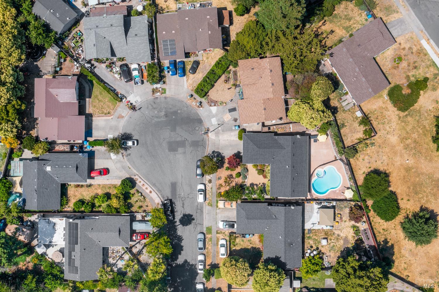Detail Gallery Image 5 of 19 For 1523 Wimbledon Ct, Santa Rosa,  CA 95401 - 4 Beds | 2 Baths