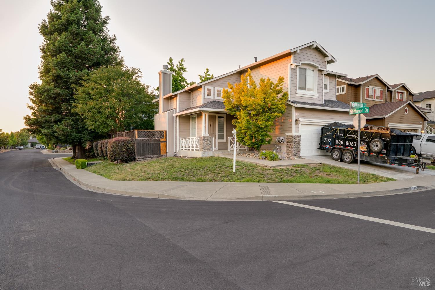 Detail Gallery Image 1 of 31 For 1220 Marque Dr, Rohnert Park,  CA 94928 - 3 Beds | 2/1 Baths