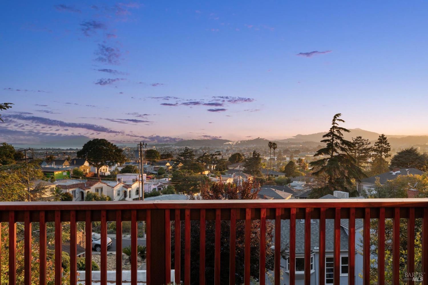 Detail Gallery Image 64 of 74 For 2437 Edwards Ave, El Cerrito,  CA 94530 - 6 Beds | 3/1 Baths