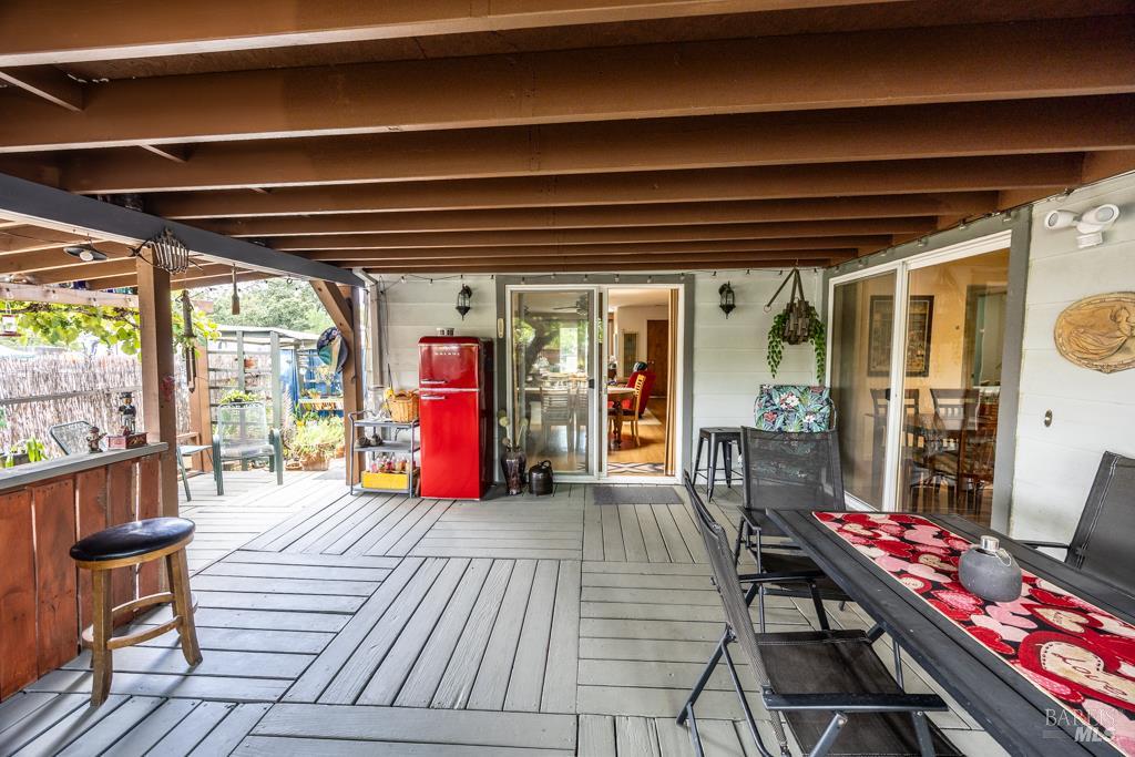 Detail Gallery Image 10 of 16 For 8547 Old Redwood Hwy, Windsor,  CA 95492 - 3 Beds | 2 Baths