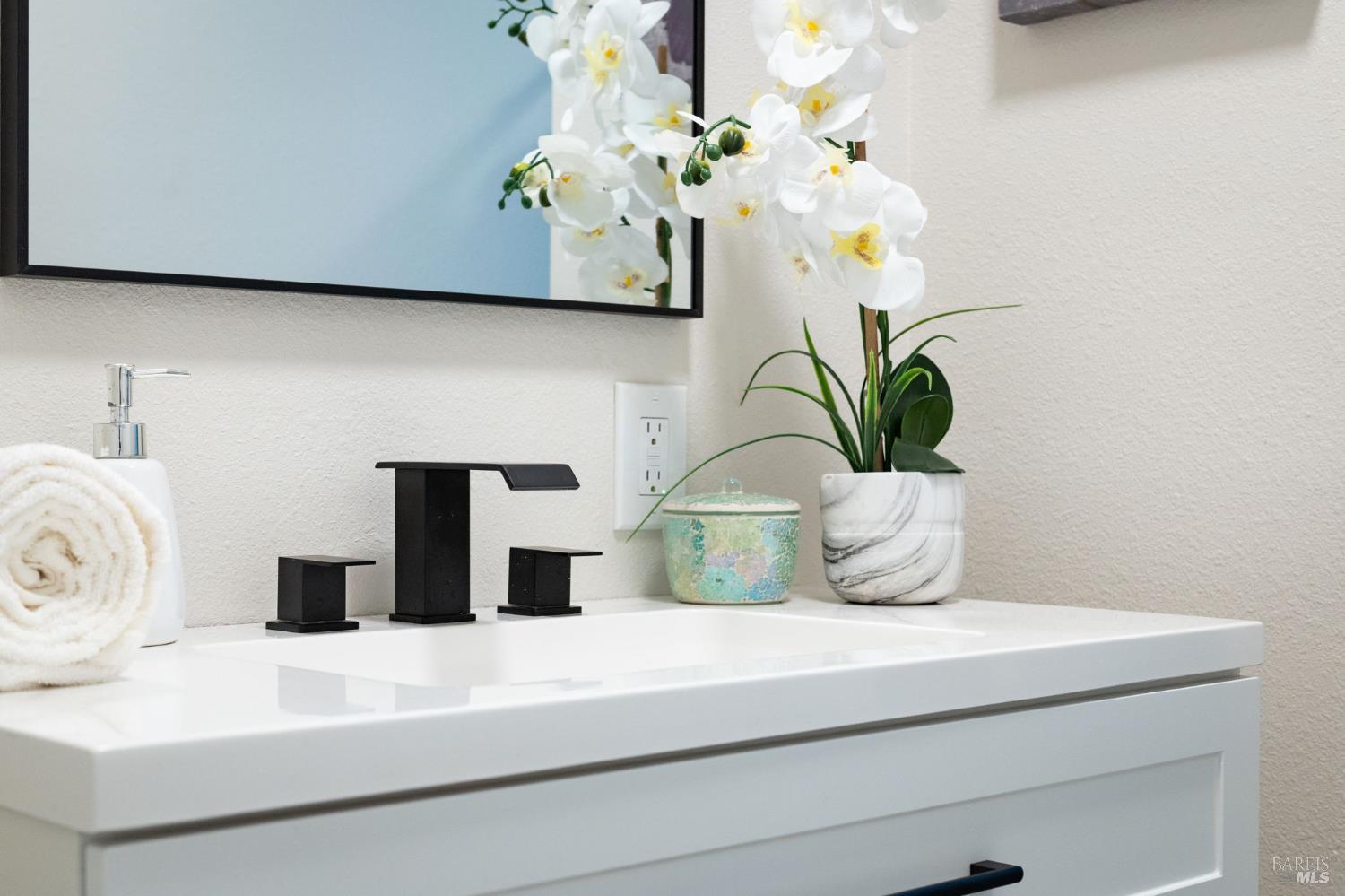 Detail Gallery Image 42 of 54 For 7449 Adrian Dr, Rohnert Park,  CA 94928 - 3 Beds | 2 Baths