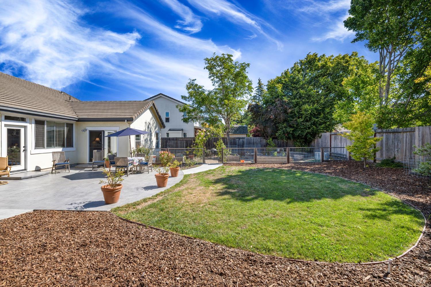 Detail Gallery Image 35 of 47 For 1628 Andover Way, Petaluma,  CA 94954 - 4 Beds | 2 Baths