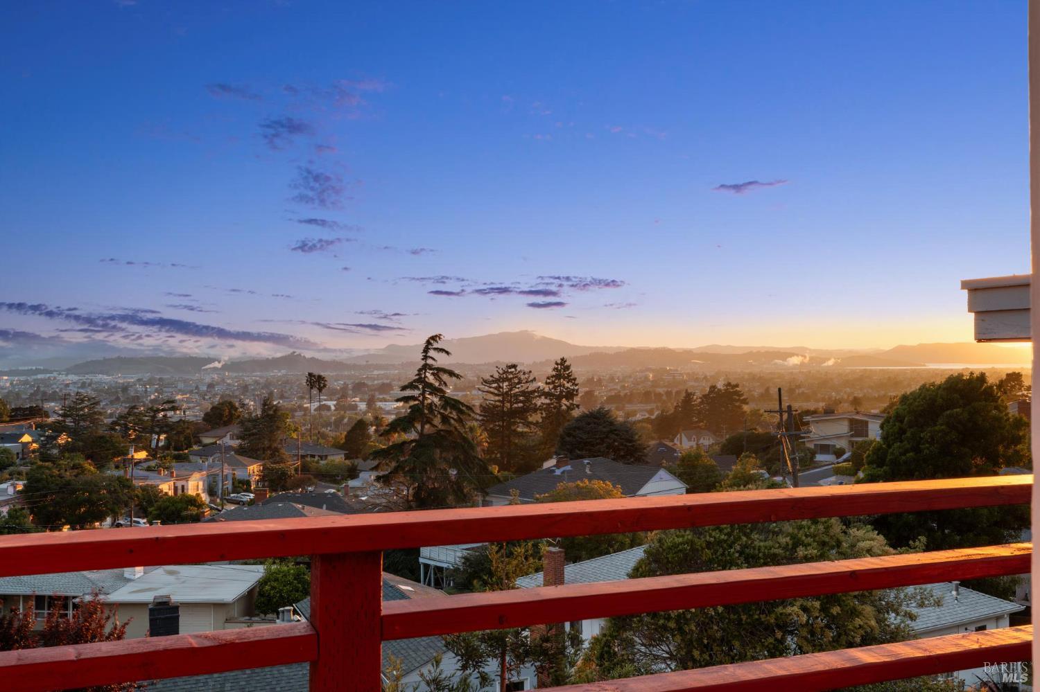 Detail Gallery Image 63 of 74 For 2437 Edwards Ave, El Cerrito,  CA 94530 - 6 Beds | 3/1 Baths
