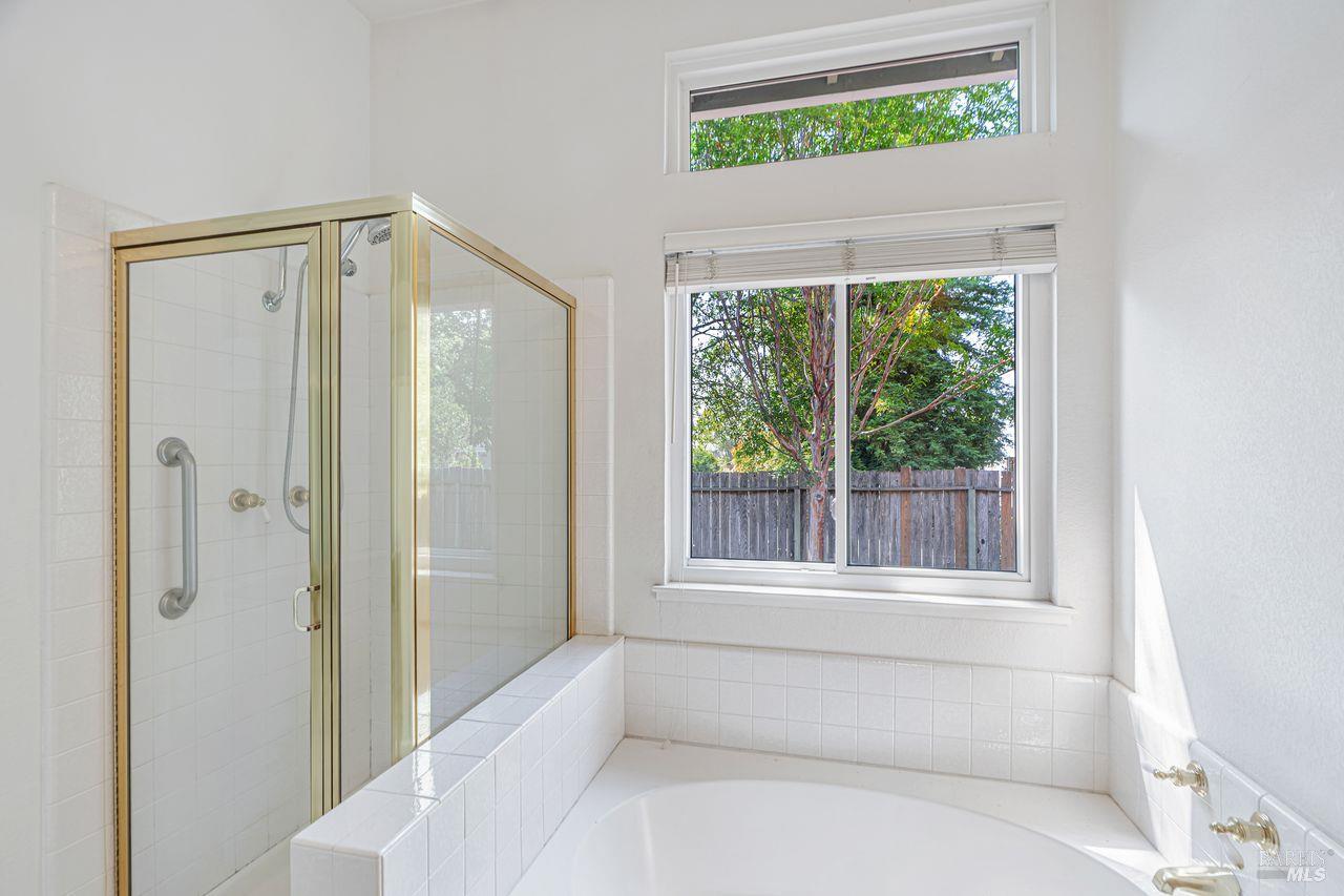 Detail Gallery Image 36 of 43 For 1705 Andover Way, Petaluma,  CA 94954 - 4 Beds | 2 Baths