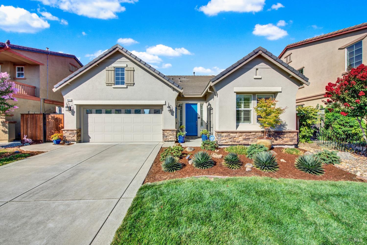 Detail Gallery Image 9 of 77 For 949 Lancaster St, Vacaville,  CA 95687 - 4 Beds | 2 Baths